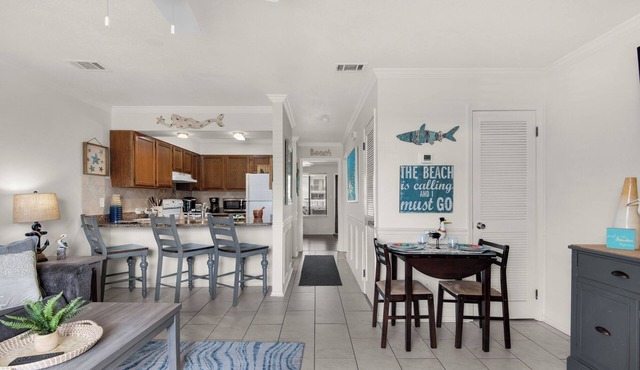 Charming 1-bedroom condo in superb Destin with WiFi, AC