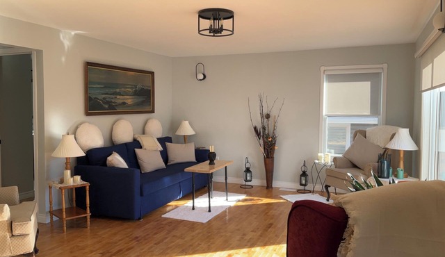 Charming 1-bedroom cottage with WiFi and AC in lovely Chelton