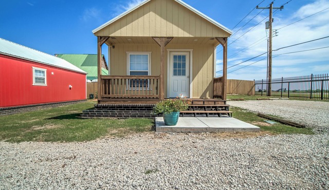 Charming 1-bedroom cottage on historic Rt. 66 just west of OKC