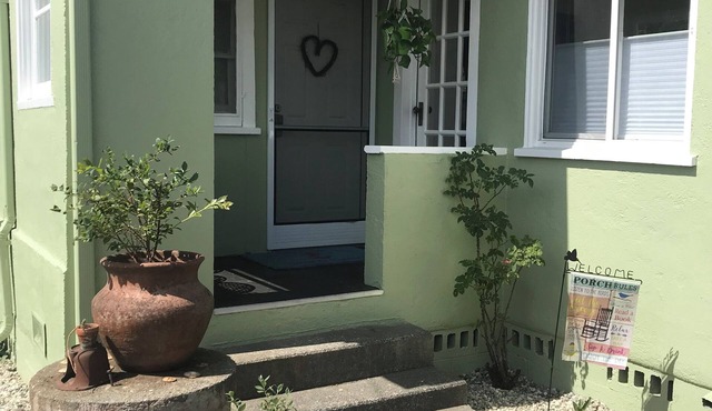 Charming 1-bedroom cottage in Eureka