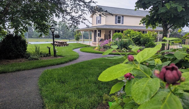 Charming 1-bedroom farmhouse in wonderful Taneytown with AC