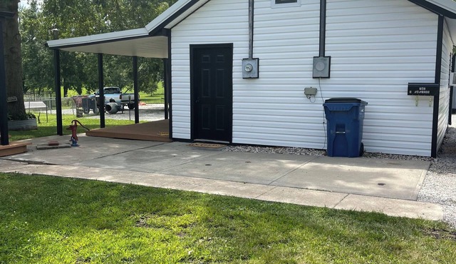 Charming 1-bedroom Guest Home with WiFi, AC in delightful Gallatin