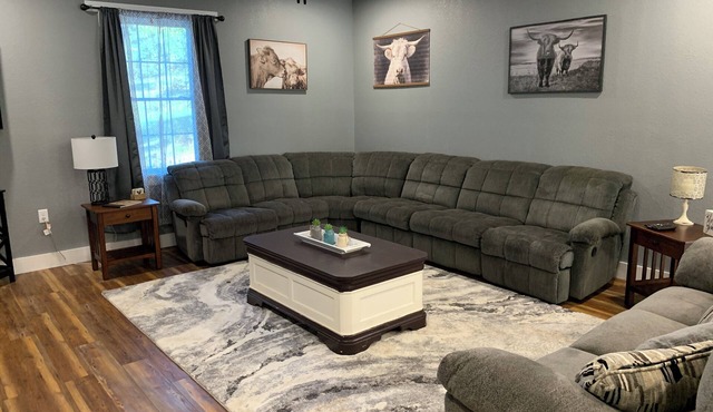Charming 1-bedroom house in serene Otterville with AC