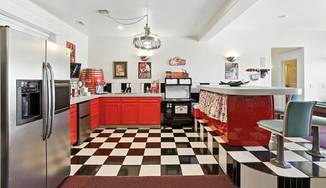 Charming 1-bedroom house in Tremonton. Minutes from Crystal Hot Springs.