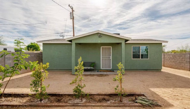 Charming 1-bedroom house in Phoenix