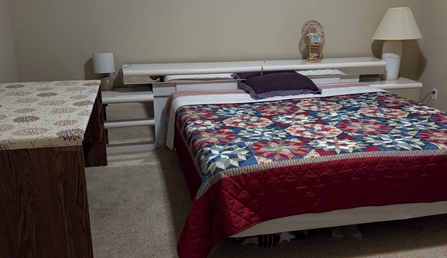 Charming 1-bedroom house in wonderful Lacey with WiFi