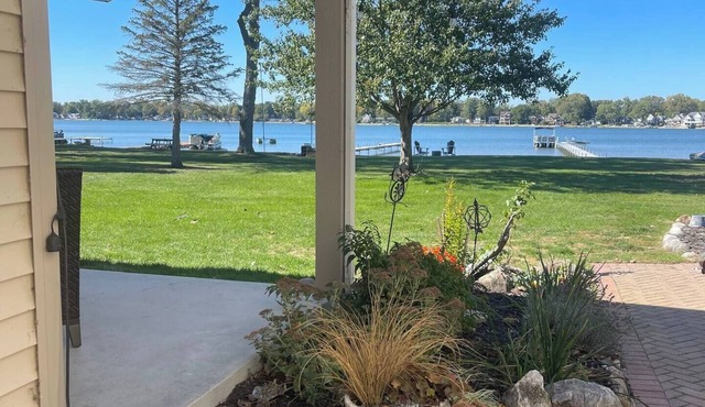 Charming 1-bedroom house on Barron Lake