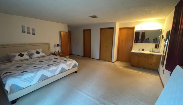 Charming 1-bedroom in a house, great for sleeping and resting only.