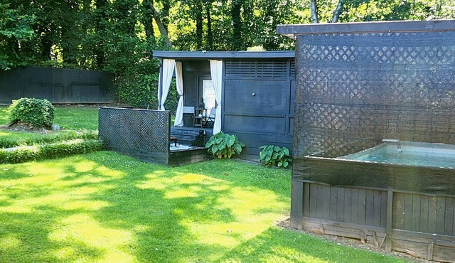 Charming 1-bedroom Private Cottage