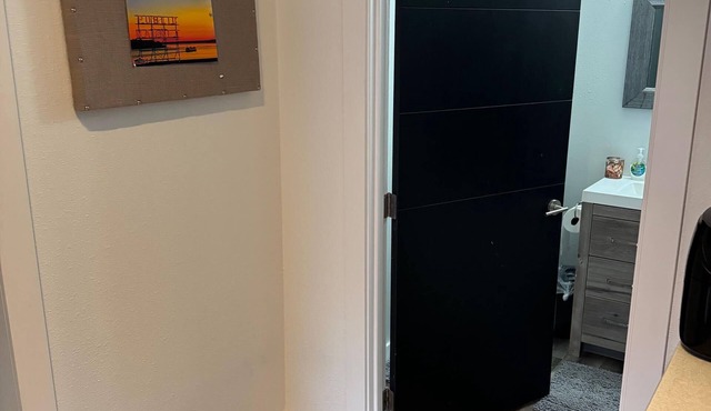 Charming 1-bedroom studio with AC in Tukwila