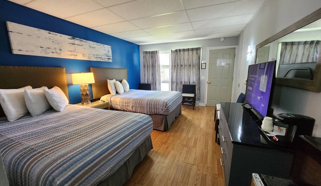 Charming 1-bedroom hotel with AC and WiFi in wonderful Lake George