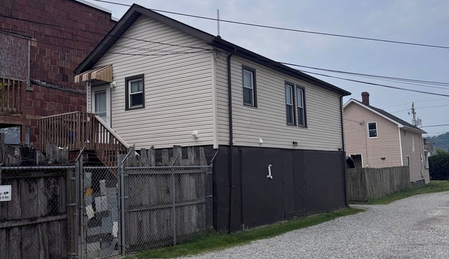 Charming 1-bedroom apartment in Pleasant Moundsville with WiFi, AC