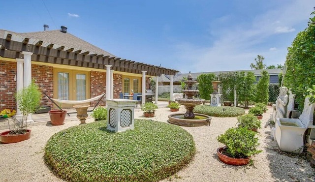 Charming 1-bedroom house in marvelous New Orleans with AC