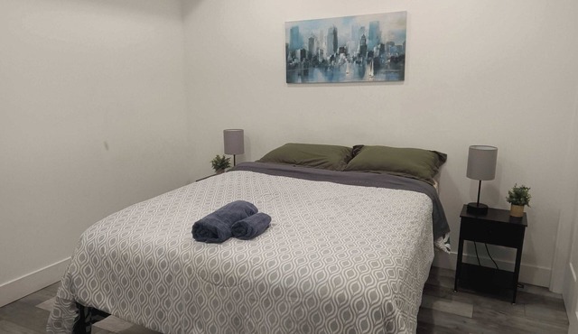 "Charming 1-Bedroom Retreat - Sleeps 3"