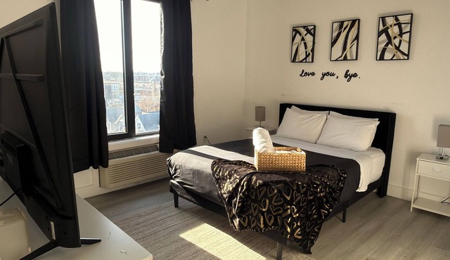 Charming 1-bedroom with WiFi and AC in peaceful Elizabeth