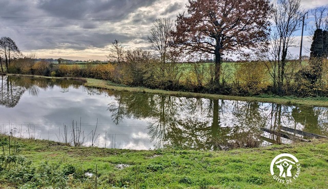 Charming 16th-Century Cottage with Private Lake near Laval