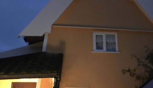 Charming 16th Century Thatched Cottage