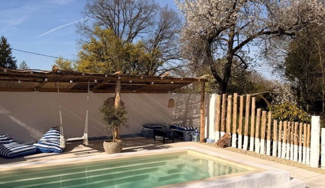 Charming 1818 Farmhouse Retreat with Private Pool in Pensol