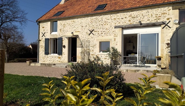 Charming 1864 Stone House with Garden, Near George Sand's Estate, 10 min from La Châtre