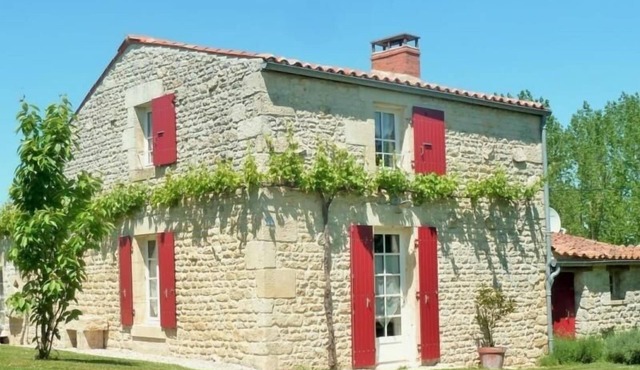 Charming 18th-Century Home with Pool, Terrace, and Scenic Views in Chaix
