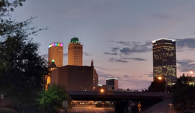 Charming 1930's Retreat- Univ Tulsa/Fairgrounds