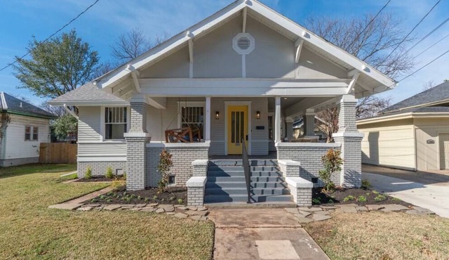 Charming 1940 Bungalow in the heart of Greenville