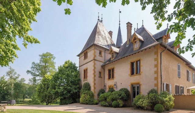 Charming 19th century Chateau in the heart of Beaujolais