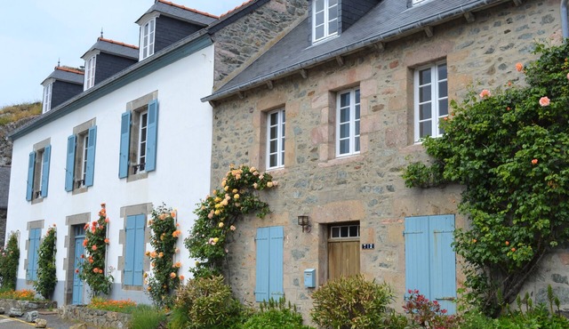 Charming 19th century house on the port of Dahouet (3 *)