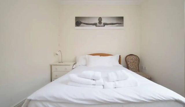 Charming 1BD Victorian Terrace Flat in Dalston