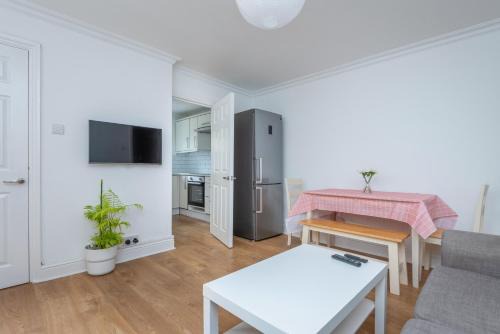 Charming 1BDR Haven with Private Courtyard