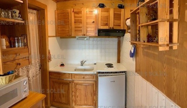 Charming 1BR Apartment, Sleeps 4, Near Center and Lifts Les Angles