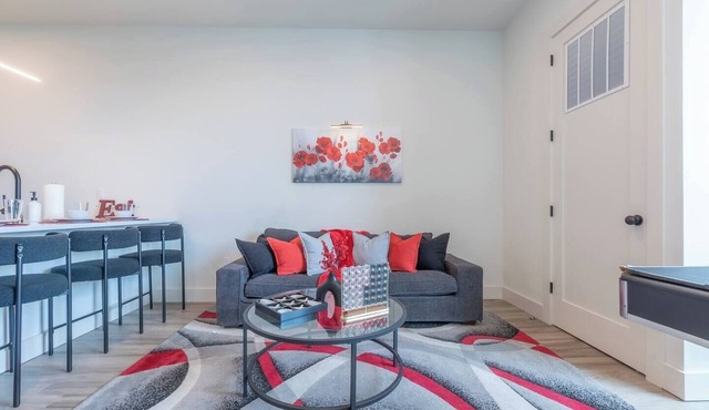 Charming 1BR Apt in East Orange w/AC, WiFi! Close to Airport & Nickelodeon