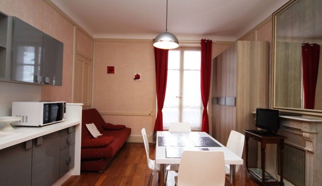 Charming 1BR in Mont-Dore for 4, city center
