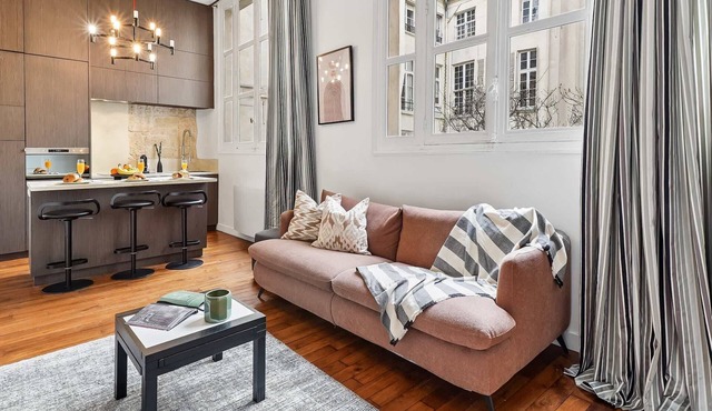 Charming 1BR on Ile Saint-Louis - Central Paris