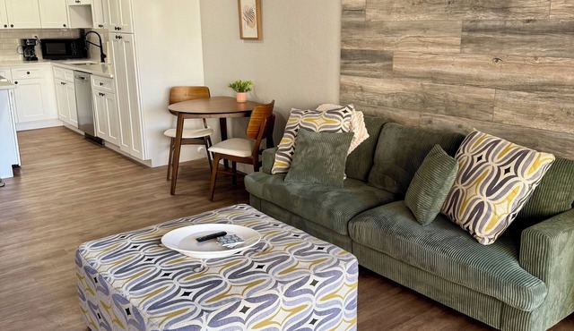 Charming 1BR Retreat in Denver
