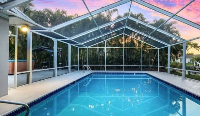 Charming 2-Bed Home With Pool
