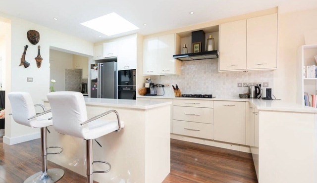 Charming 2 Bedroom Family Home