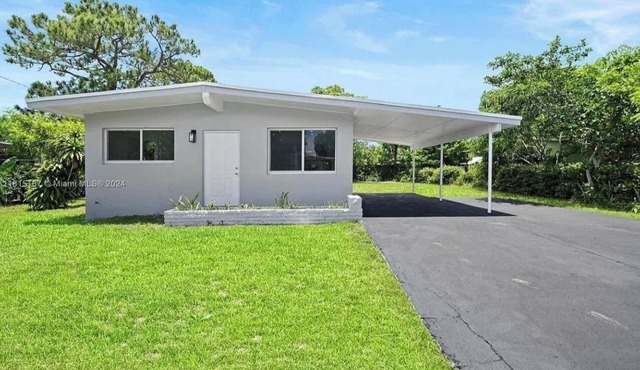 Charming 2-bedroom house in beautiful Fort Lauderdale with AC, WiFi