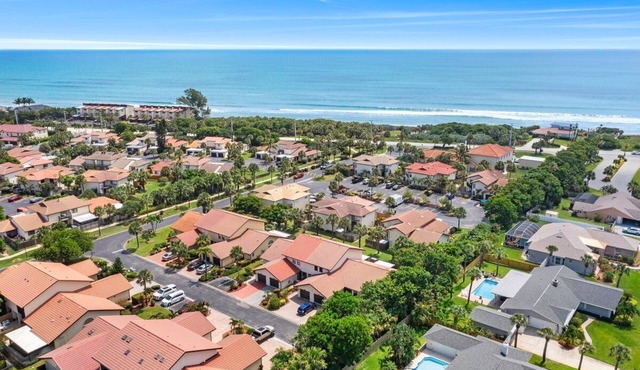 Charming 2-bedroom/2.5 bath home, steps from ocean in enjoyable Melbourne Beach.