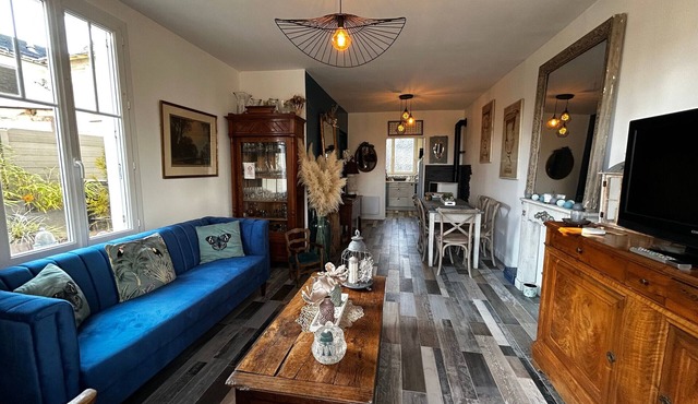 Charming 2-Bedroom House with Garden and WIFI in La Roche-Posay