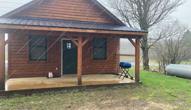 Charming 2-bedroom house in wonderful Constableville with WiFi, AC