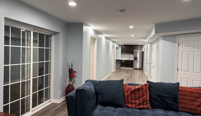 Charming 2-bedroom House- Basement Apartment with AC in Fredericksburg