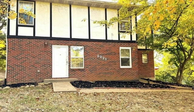 Charming 2-bedroom apartment in wonderful Jefferson City with WiFi, AC