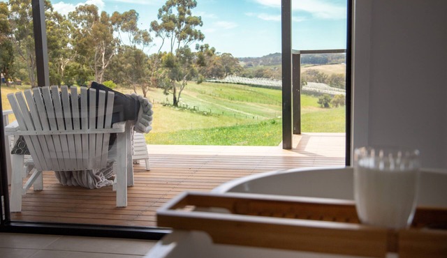 Charming 2-bedroom villa in adorable Kenton Valley with WiFi, AC