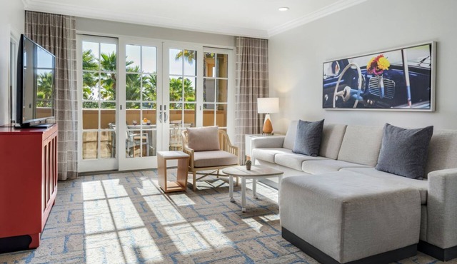 Charming 2-bedroom villa with AC in gorgeous Newport Coast by Newport Beach
