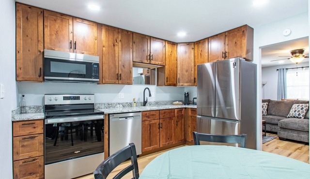 Charming 2-bedroom house freshly renovated in beautiful North Liberty