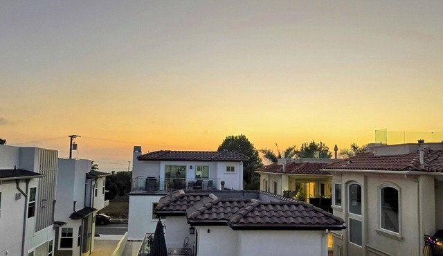 Charming 2-bedroom house near beaches and Pier in wonderful Redondo Beach
