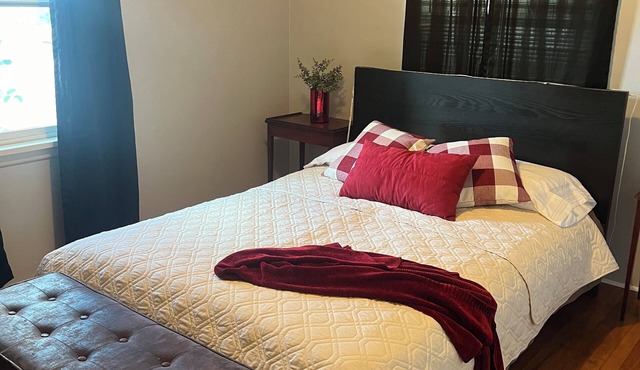 Charming 2 bedroom 1 bathroom home in Northwest Salem