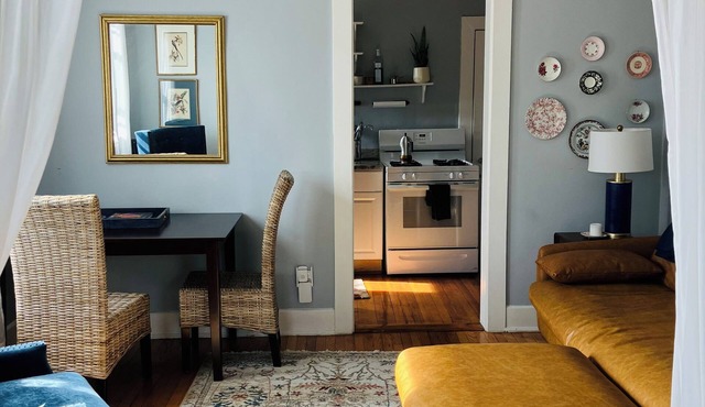 Charming 2-bedroom apartment in the heart of Old Town, Alexandria