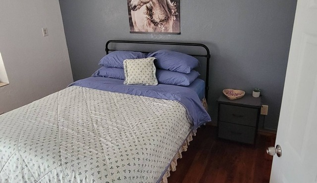 Charming 2-bedroom adobe casita in the country and farms